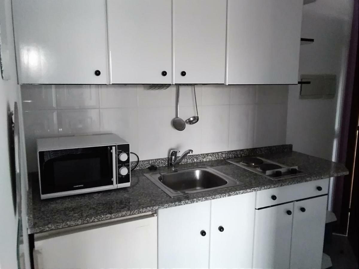 Apartamentos Blanco Y Negro A Guarda Exterior photo